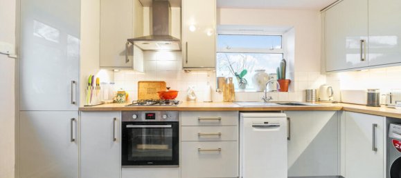 Apartamento T2 em London, United Kingdom N.º 7719 9