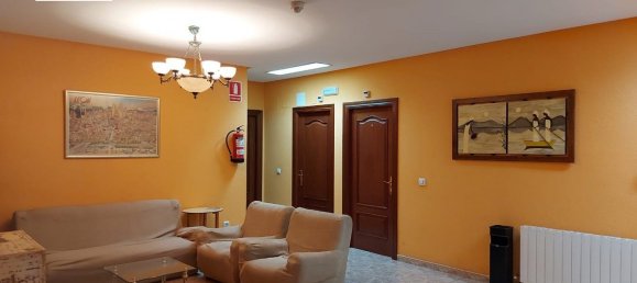 Propiedad comercial en La Robla, Spain 705 m² No. 76237 9