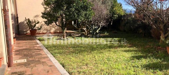 2 bedrooms House in Ameglia, Italy No. 108518 18