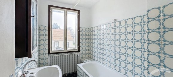 Casa T3 em Salbris, France N.º 49382 9