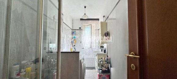 2 Schlafzimmer Wohnung in Cologno Monzese, Italy, Nr. 361758 20