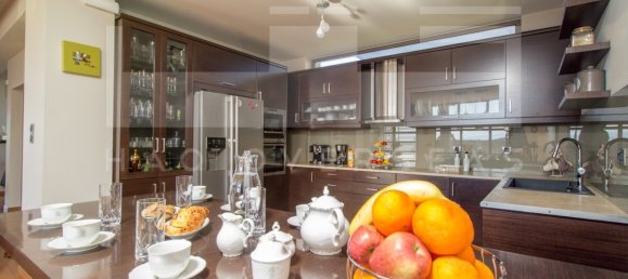 3 bedrooms Villa in Crete, Greece No. 376 8