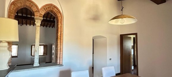 7 rooms Apartment in Siena, Italy No. 289100 3