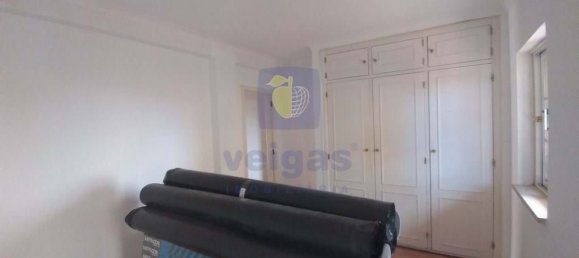 3 bedrooms House in Rio de Mouro, Portugal No. 166123 7