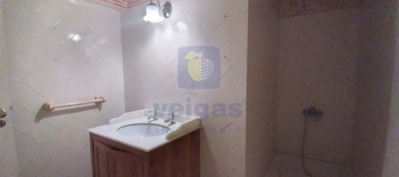 3 bedrooms House in Rio de Mouro, Portugal No. 166123 29