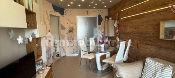 3 bedrooms House in Bovolone, Italy No. 289527 4