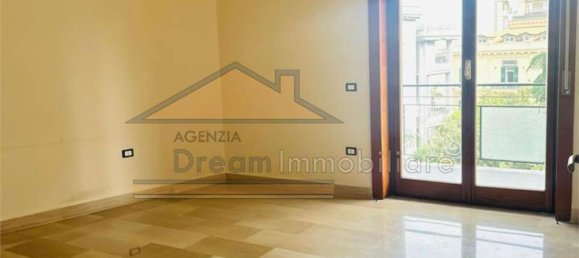4 bedrooms Apartment in Giugliano in Campania, Italy No. 376759 13
