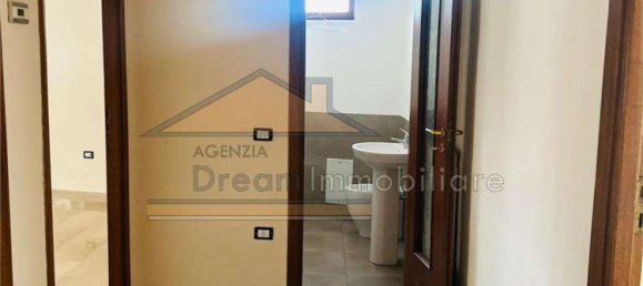 4 bedrooms Apartment in Giugliano in Campania, Italy No. 376759 6
