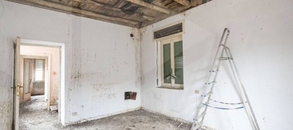 4-salle Entrepôt à Cabiate, Italy No. 20232 10