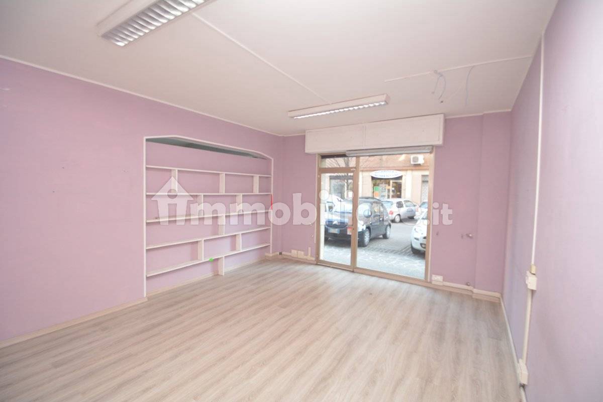 3 rooms Commercial property in Carpi, Italy No. 152339