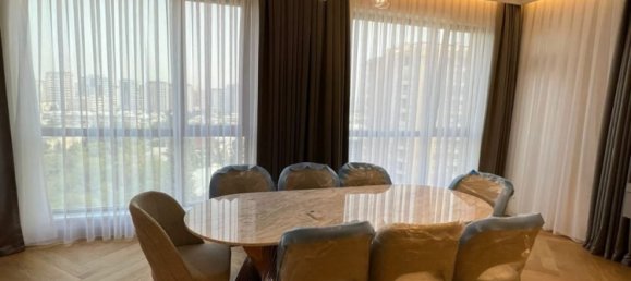 3 bedrooms Apartment in Baku, Azerbaijan No. 1975 11