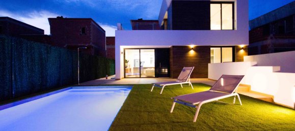 3 bedrooms Villa in El Campello, Spain No. 8987 3