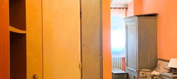 1 bedroom Apartment in Turin, Italy No. 299908 6