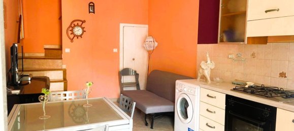 1 bedroom Apartment in Turin, Italy No. 299908 3