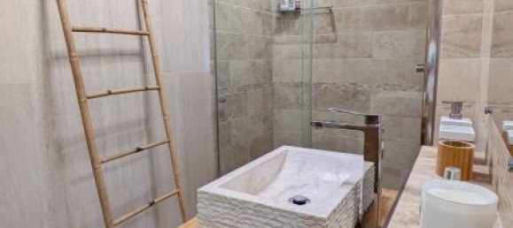 Apartamento de 1 dormitorio en Courbevoie, France No. 133579 8