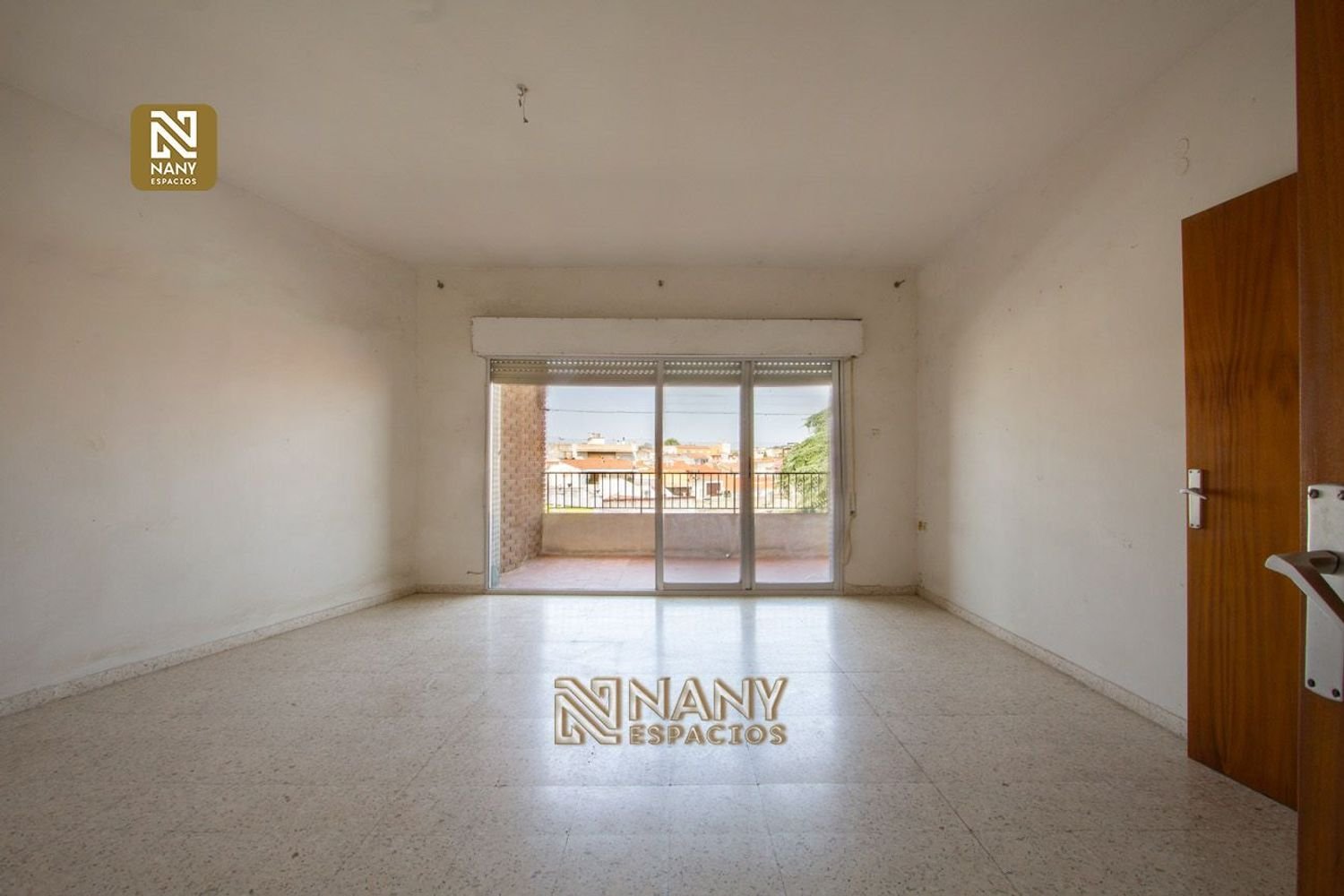 5 bedrooms Apartment in Montijo, Spain No. 191750