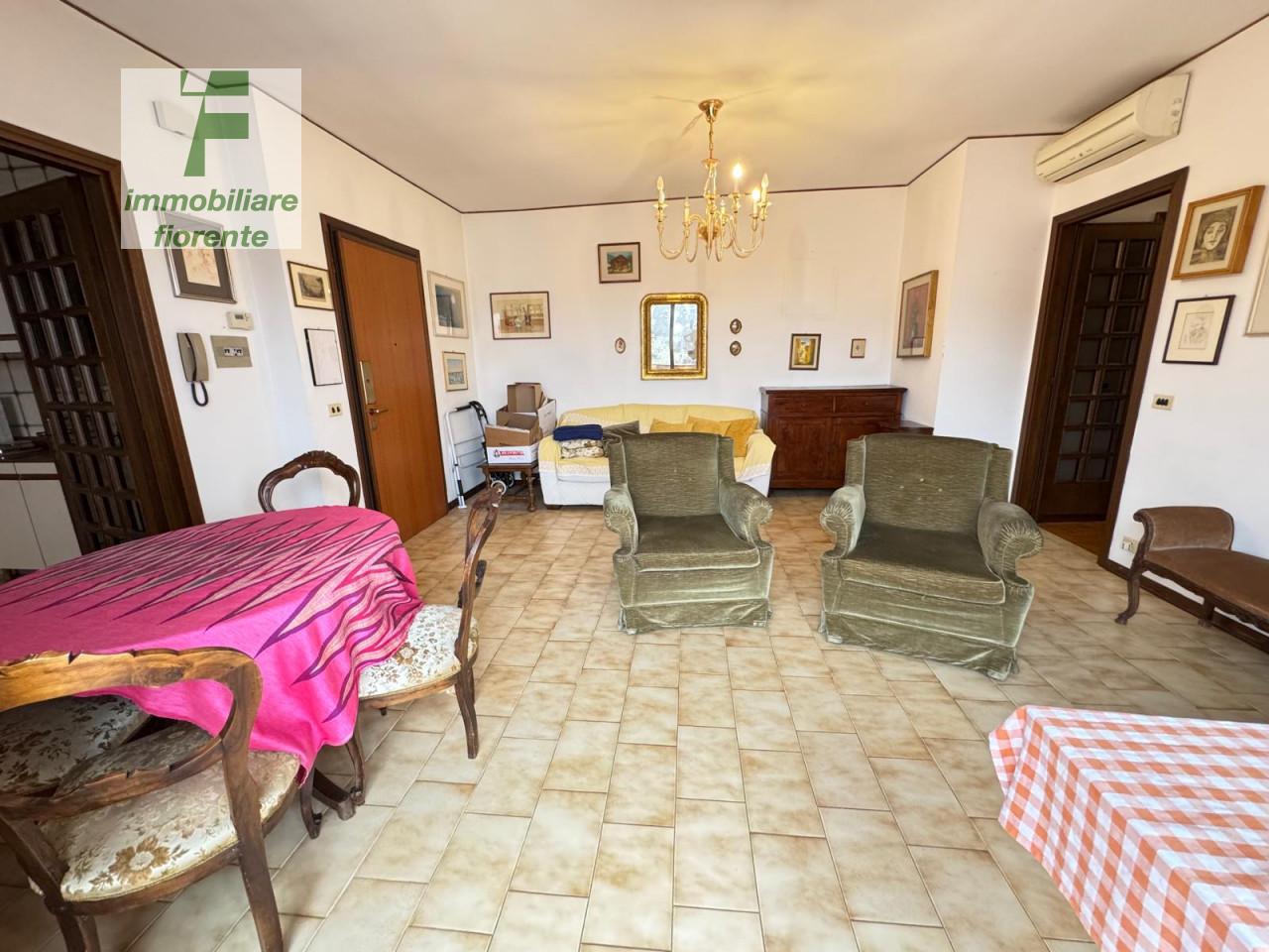3 rooms Apartment in Cadoneghe, Italy No. 234167