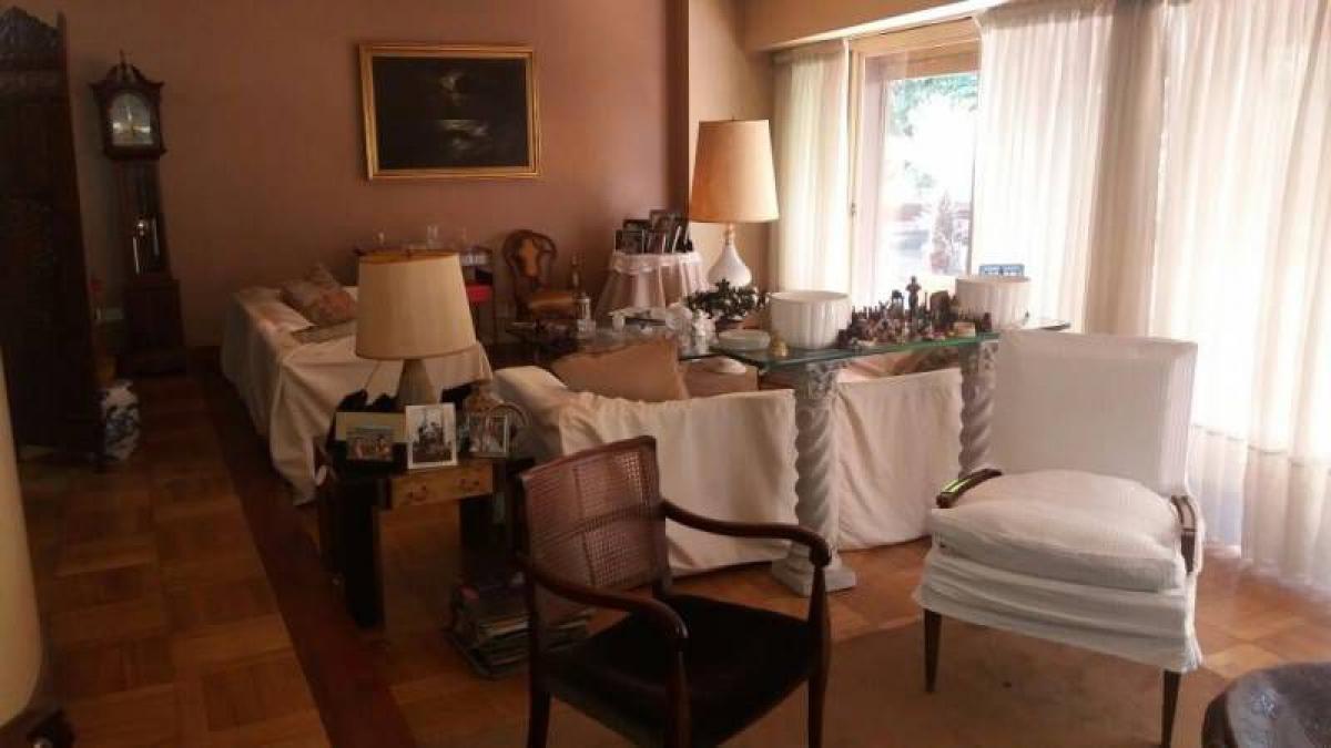 4 bedrooms Apartment in Buenos Aires, Argentina No. 97372