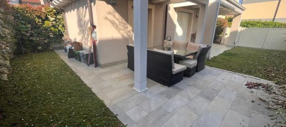 6 rooms Villa in Montignoso, Italy No. 39087 2