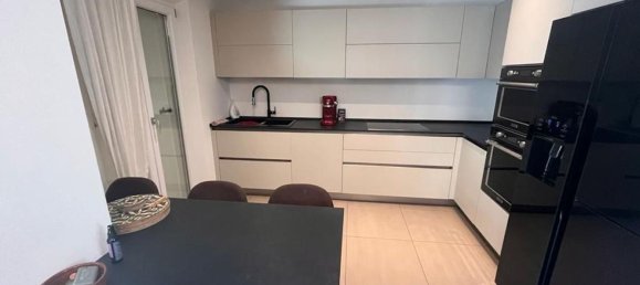 6 rooms Villa in Montignoso, Italy No. 39087 6