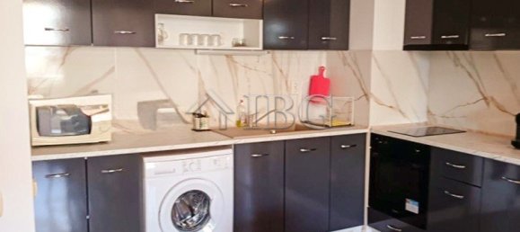 Квартира с 2 спальнями в Балчик, Болгария № 1075 3