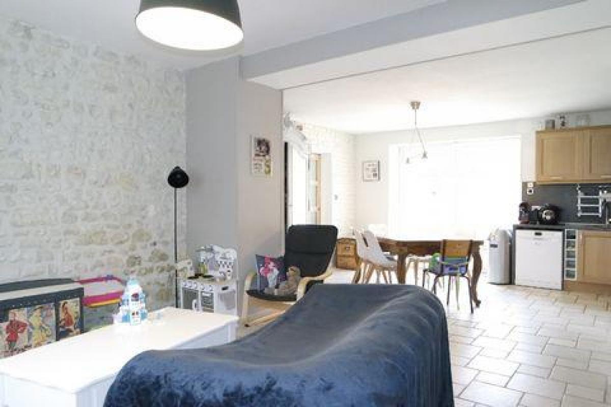 2 bedrooms Condo in Bourges, France No. 15351