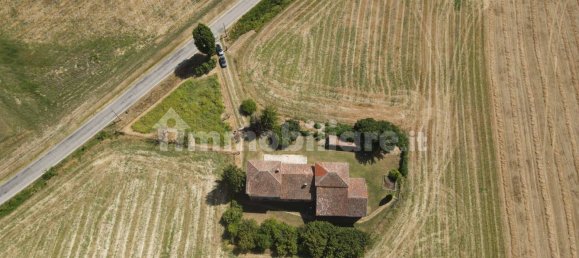 4 bedrooms House in Alessandria, Italy No. 298669 7