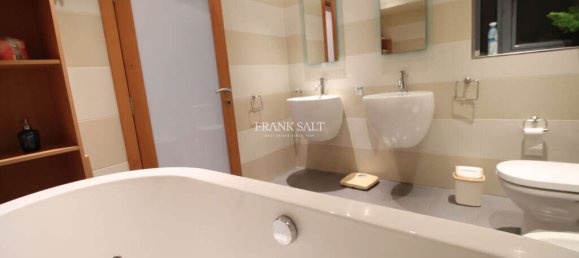 3 غرف نوم شقة في Sliema, Malta رقم 3415 8