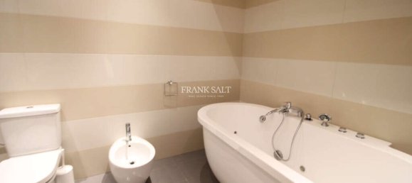 3 غرف نوم شقة في Sliema, Malta رقم 3415 9