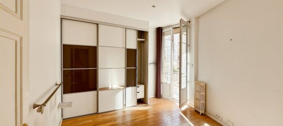 1 bedroom Apartment in Marseille, France No. 282187 2