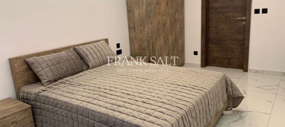 3 bedrooms Apartment in Santa Lucija, Malta No. 5903 2