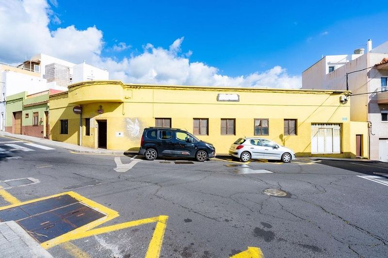 11 bedrooms House in Guimar, Spain No. 243854