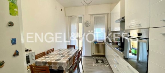 Квартира с 3 спальнями в Ала, Италия № 373032 4