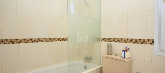 Дом с 5 спальнями в Менорка, Испания № 85708 9