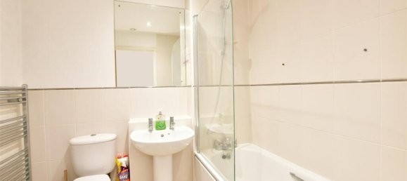 2 bedrooms Apartment in Essex, United Kingdom No. 3993 6