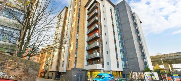 2 bedrooms Apartment in Essex, United Kingdom No. 3993 5