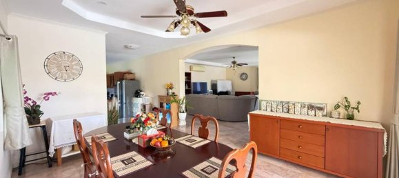 Дом с 4 спальнями в Банг Саре, Таиланд № 61670 8