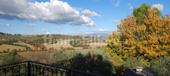 4 غرف نوم منزل في Castel Ritaldi, Italy رقم 71039 7