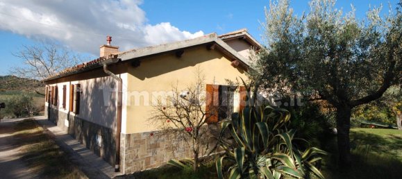 4 غرف نوم منزل في Castel Ritaldi, Italy رقم 71039 25