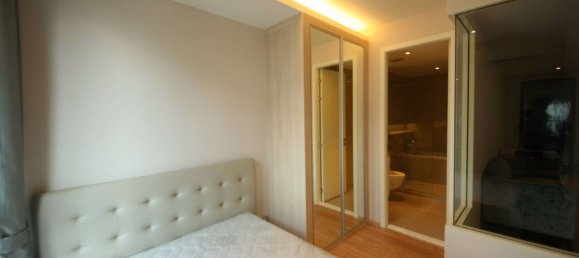 Кондоминиум  с 1 спальней в Ваттхана, Таиланд № 4565 3