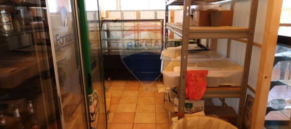 Propriété commerciale à Balestrate, Italy 420m² No. 54859 28