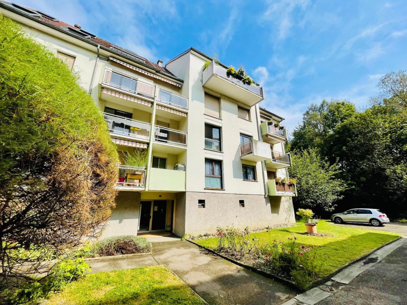 Studio in Strasbourg, France No. 103227