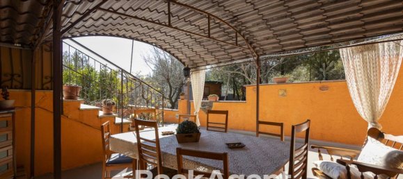 3 bedrooms Villa in Catanzaro, Italy No. 181911 14