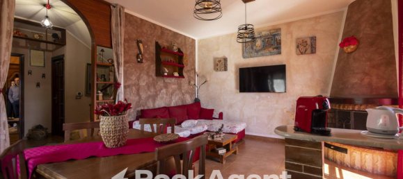 3 bedrooms Villa in Catanzaro, Italy No. 181911 6