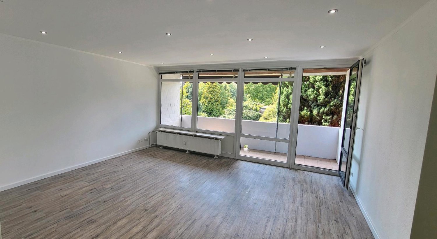 2 bedrooms Apartment in Luneburg, Germany No. 296419