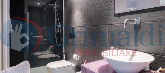 5-Zimmer Wohnung in Follo, Italy, Nr. 150296 4