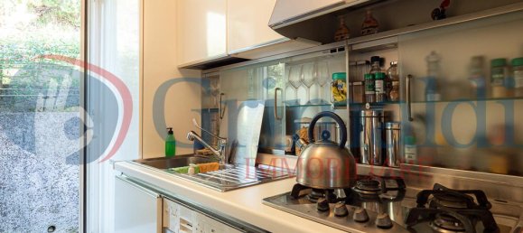 5-Zimmer Wohnung in Follo, Italy, Nr. 150296 8