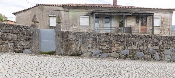 8 bedrooms House in Braga, Portugal No. 40781 9