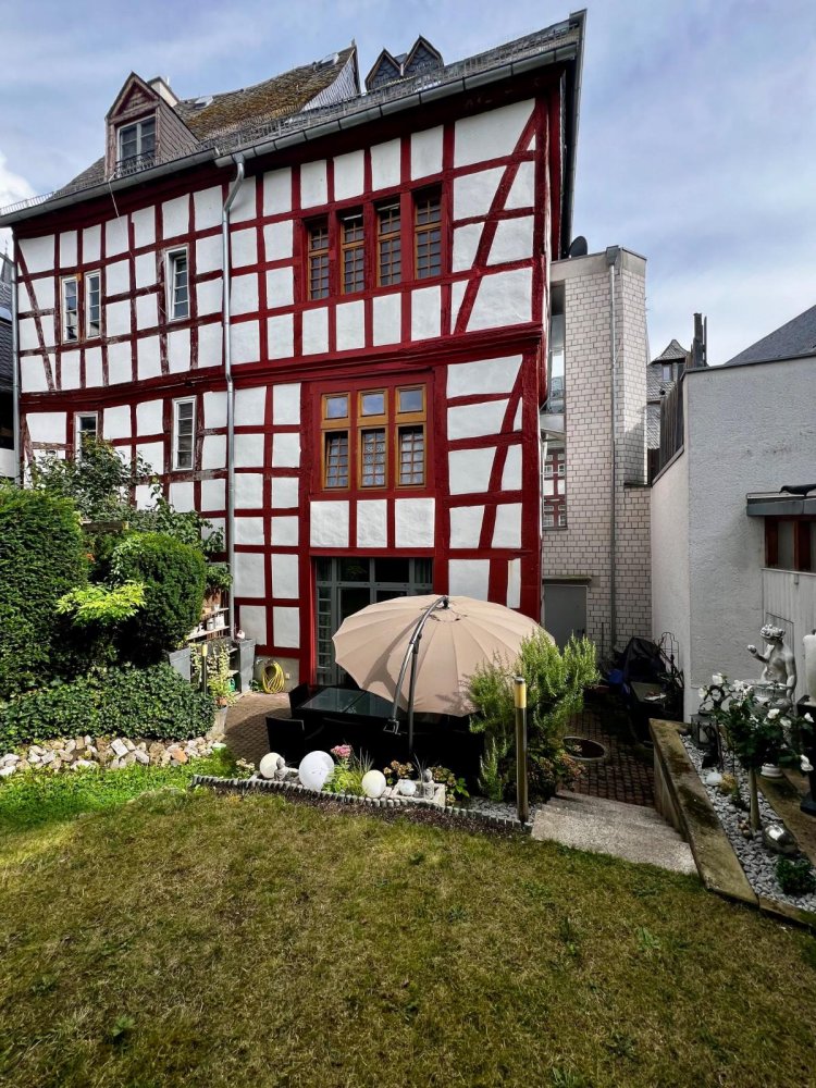 6-salle Maison de ville à Limburg-Weilburg, Germany No. 364826