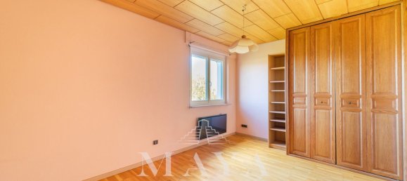 3 bedrooms House in Dietwiller, France No. 82121 14